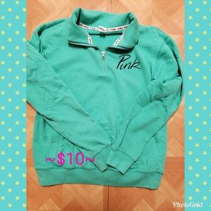 💚 Victoria Secret Sweatshirt 💚
